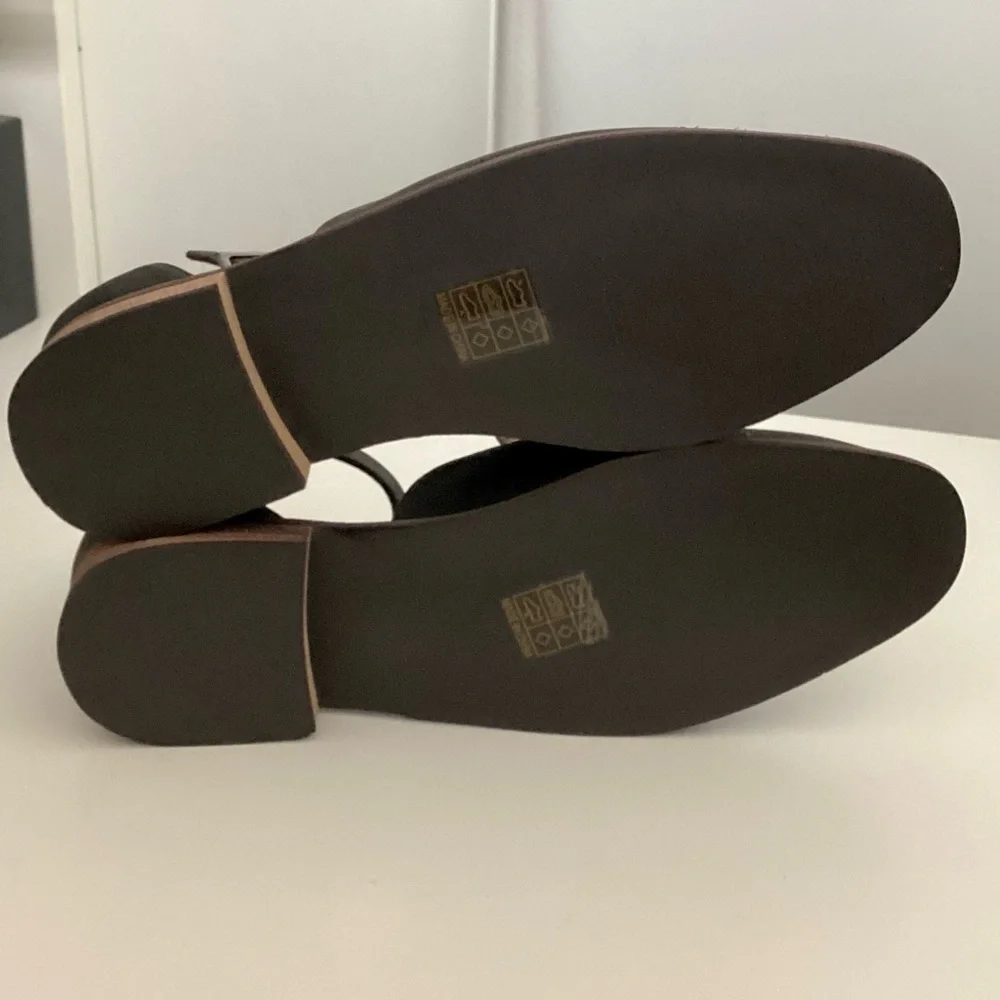\Journee Collection\• NWT Loreta Flat - Picture 9 of 12